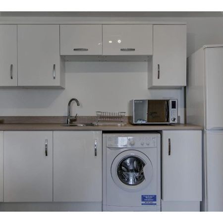 Large, Spacious And Modern Apt For 4 In Manchester Luaran gambar
