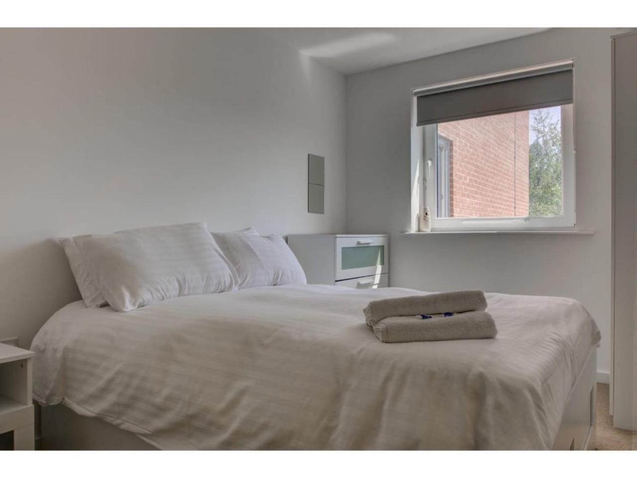 Large, Spacious And Modern Apt For 4 In Manchester Luaran gambar