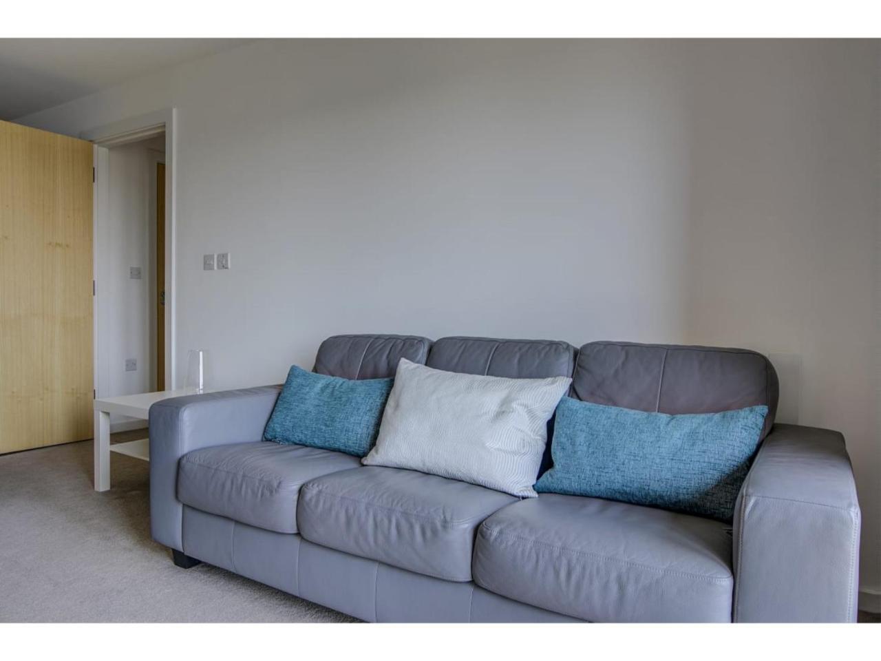 Large, Spacious And Modern Apt For 4 In Manchester Luaran gambar